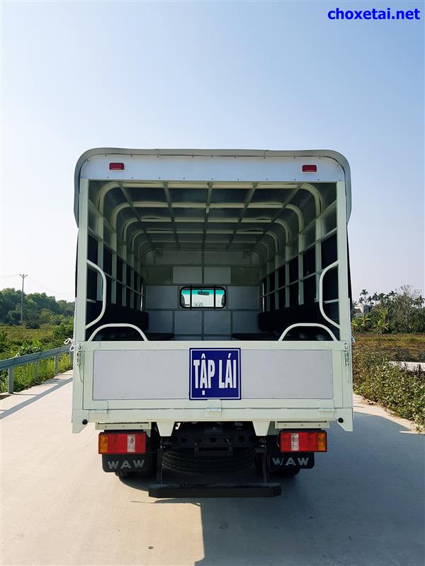 Xe ô tô đời mới